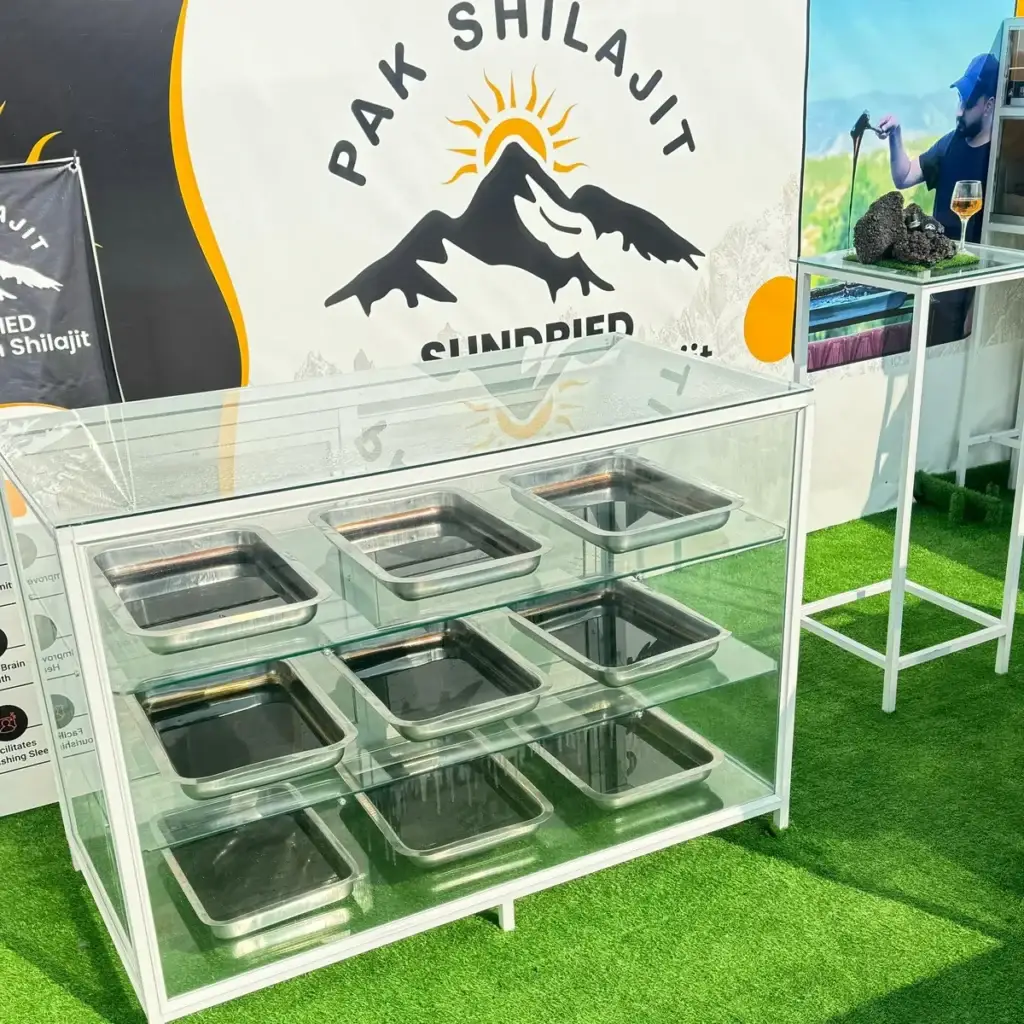 The sun-drying process behind Pak Shilajit shilajit drops